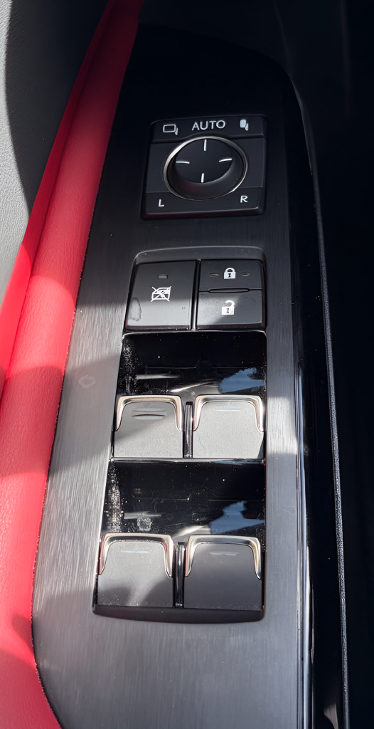 Used 2023 Lexus ES 350 F Sport w/ Accessory Package (Z2) FWD image 18