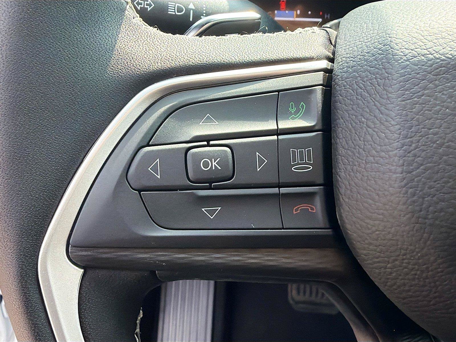 New 2026 Jeep Grand Cherokee Laredo X AWD/4WD image 36