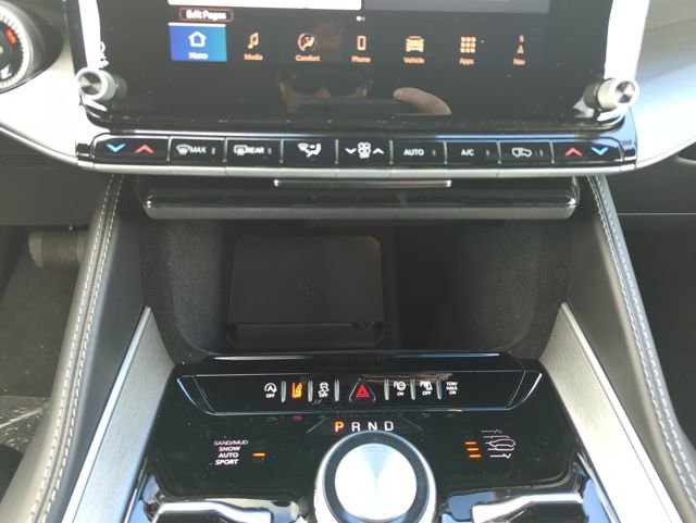 New 2025 Jeep Wagoneer Series II w/ Convenience Group I image 17