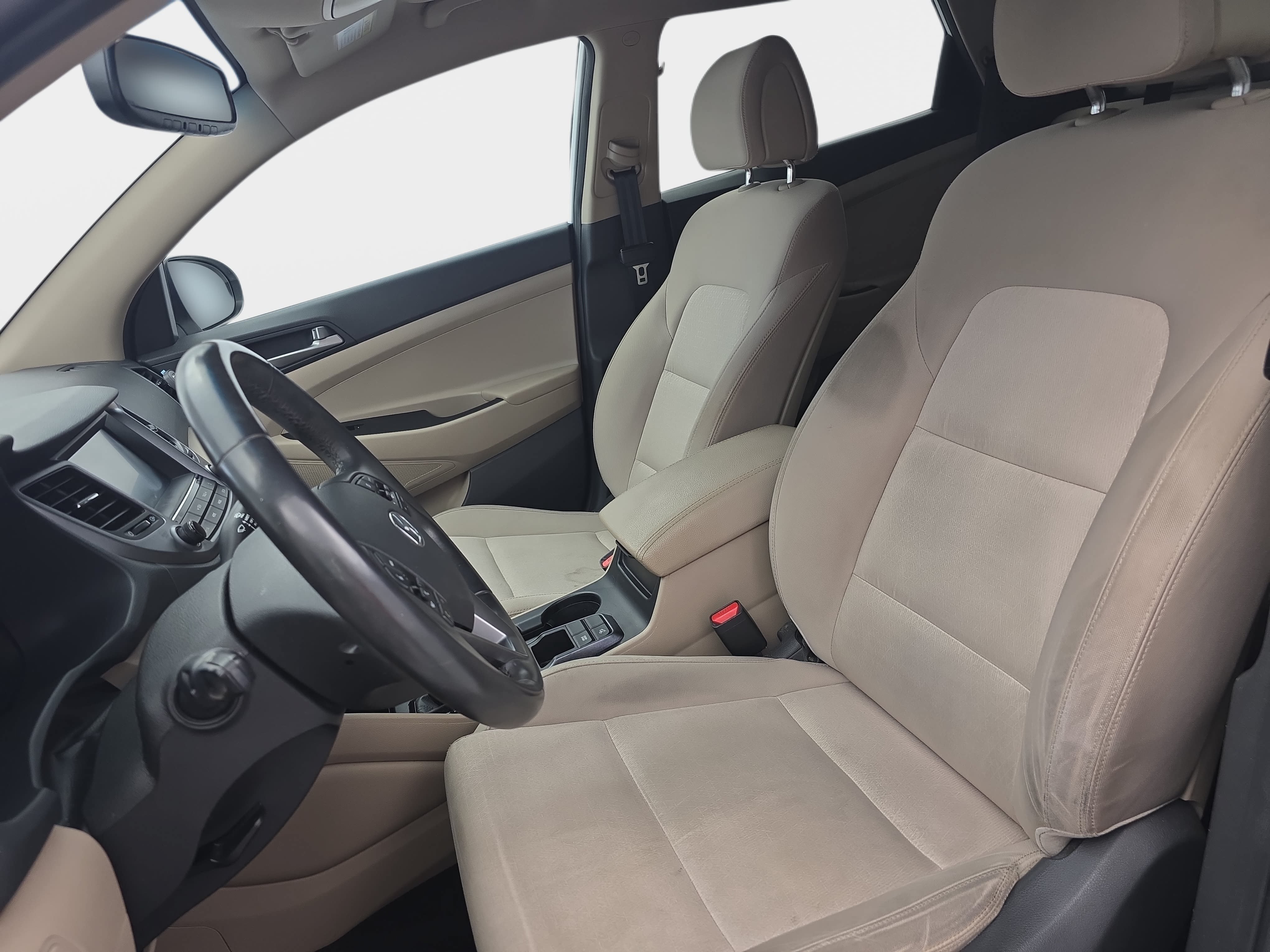 Used 2018 Hyundai Tucson Sport FWD image 14