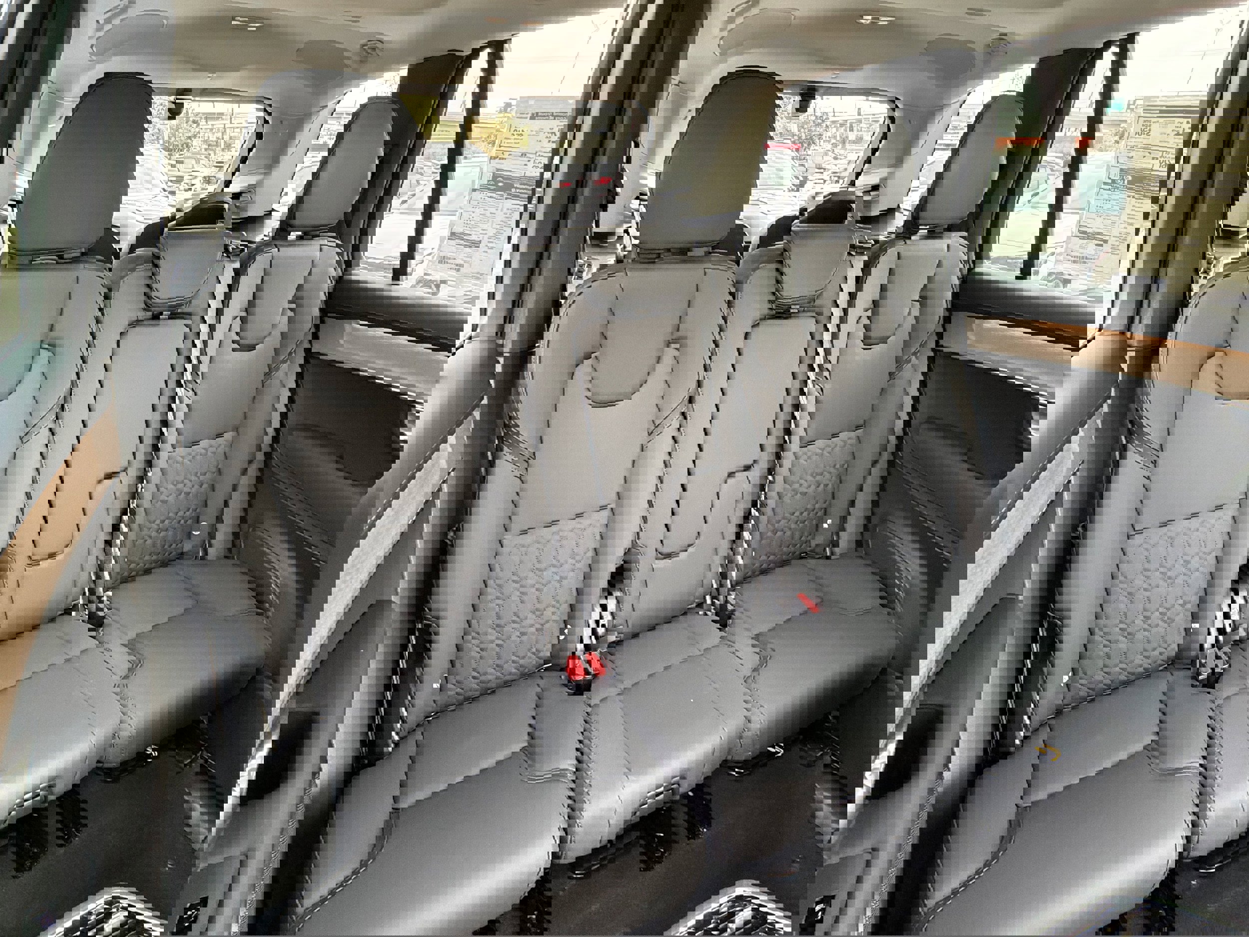 New 2026 Volvo XC90 B5 Plus image 10