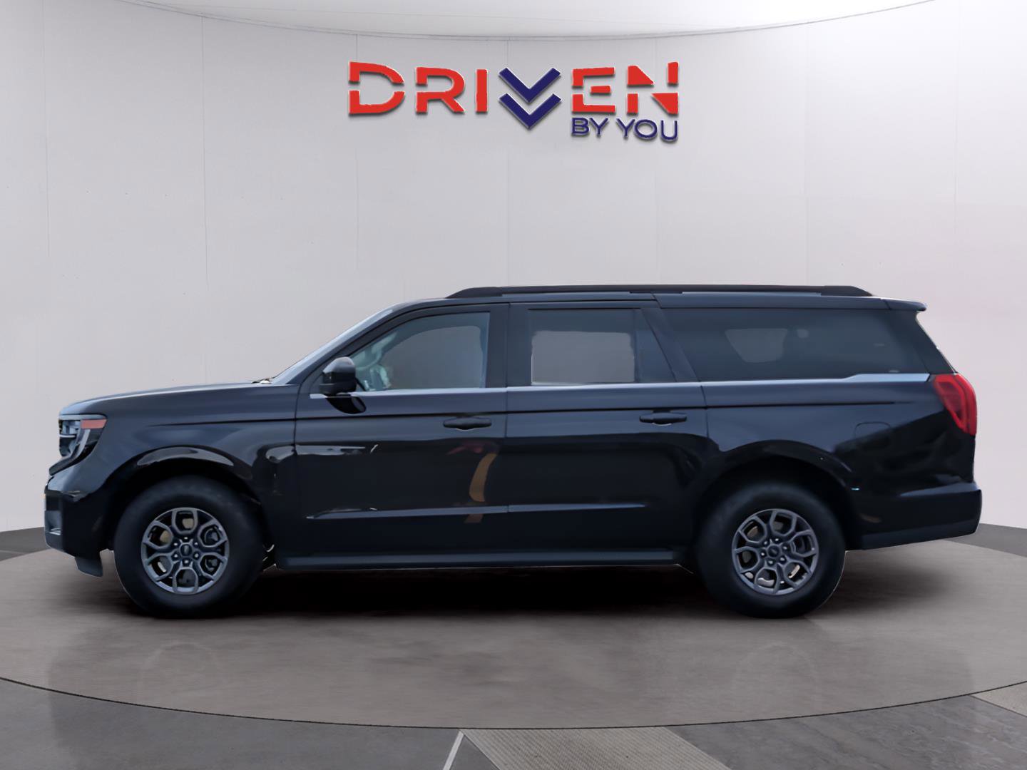 Used 2025 Ford Expedition Max Active image 2