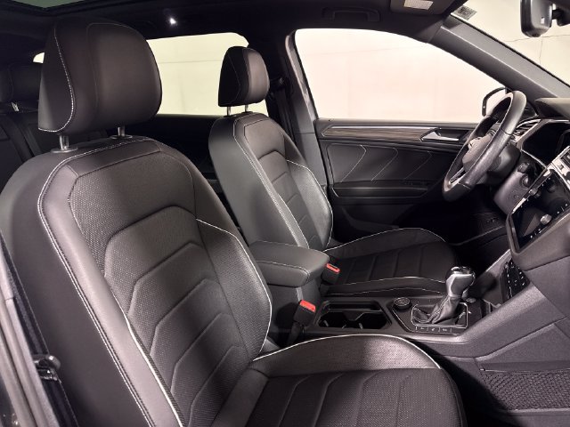 Certified 2023 Volkswagen Tiguan SEL R-Line AWD/4WD image 14