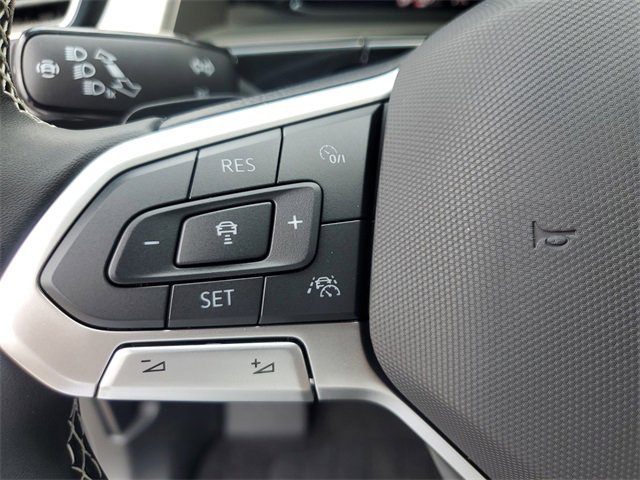 New 2026 Volkswagen Atlas Cross Sport SE image 31