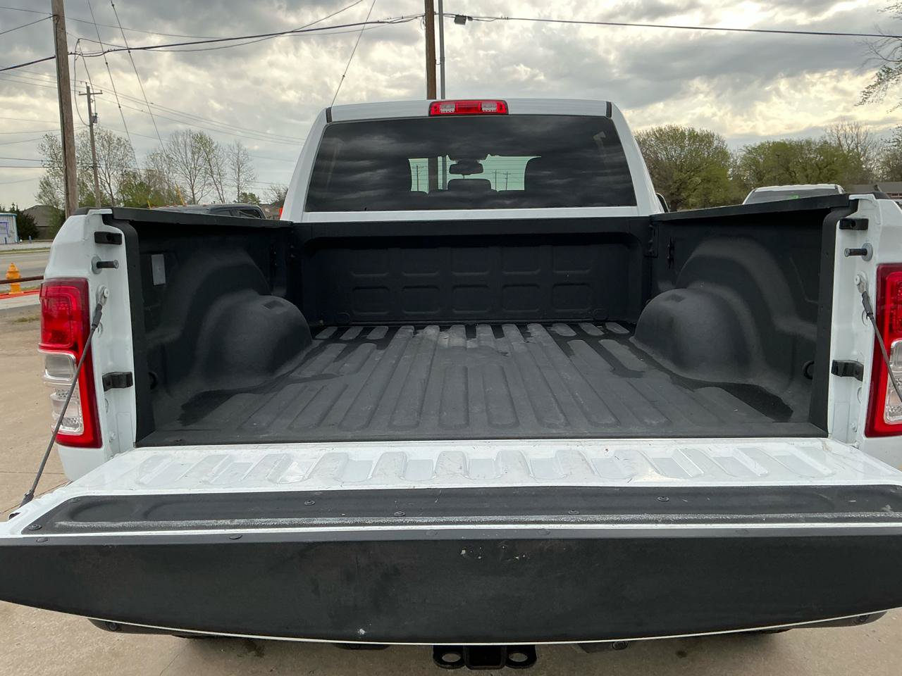 Used 2024 RAM 2500 Big Horn w/ Off Road Package AWD/4WD image 9