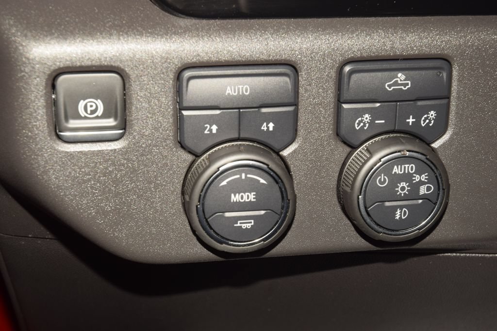 Used 2025 Chevrolet Silverado 1500 RST w/ All Star Edition Plus AWD/4WD image 35