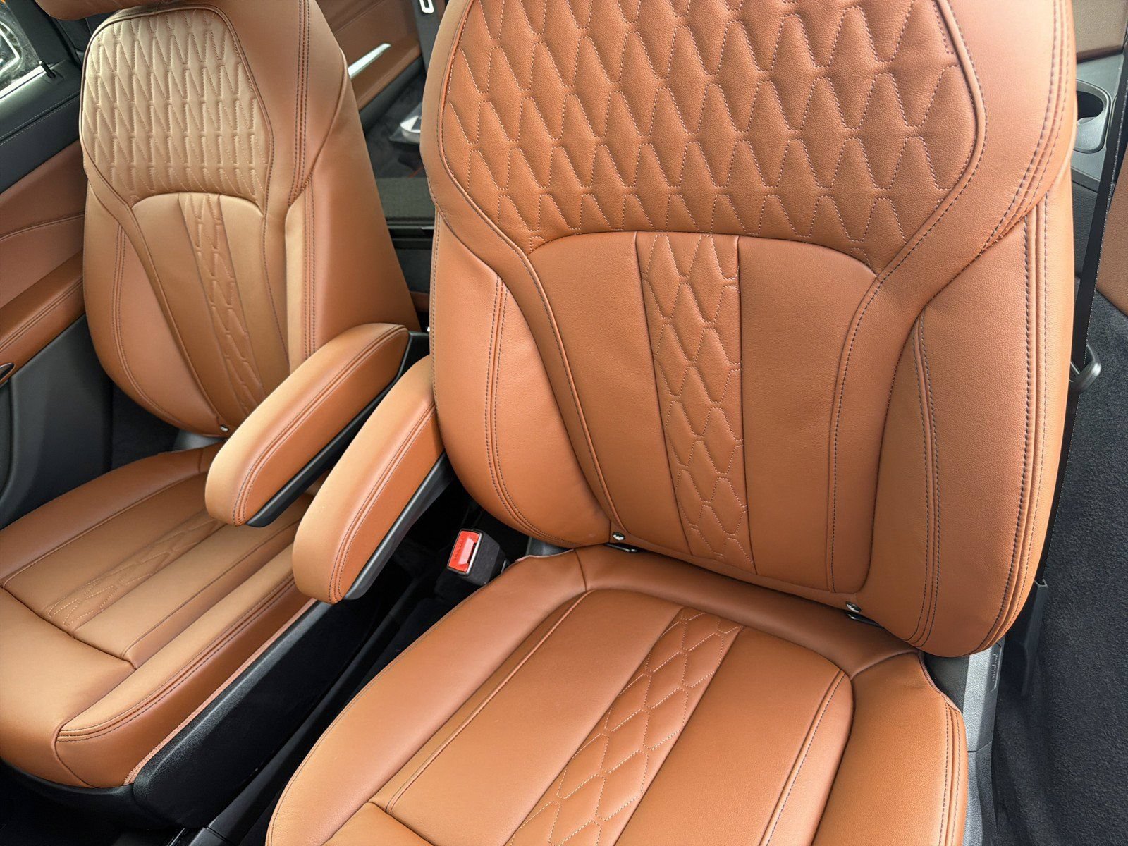New 2027 BMW X7 M60i AWD/4WD image 21