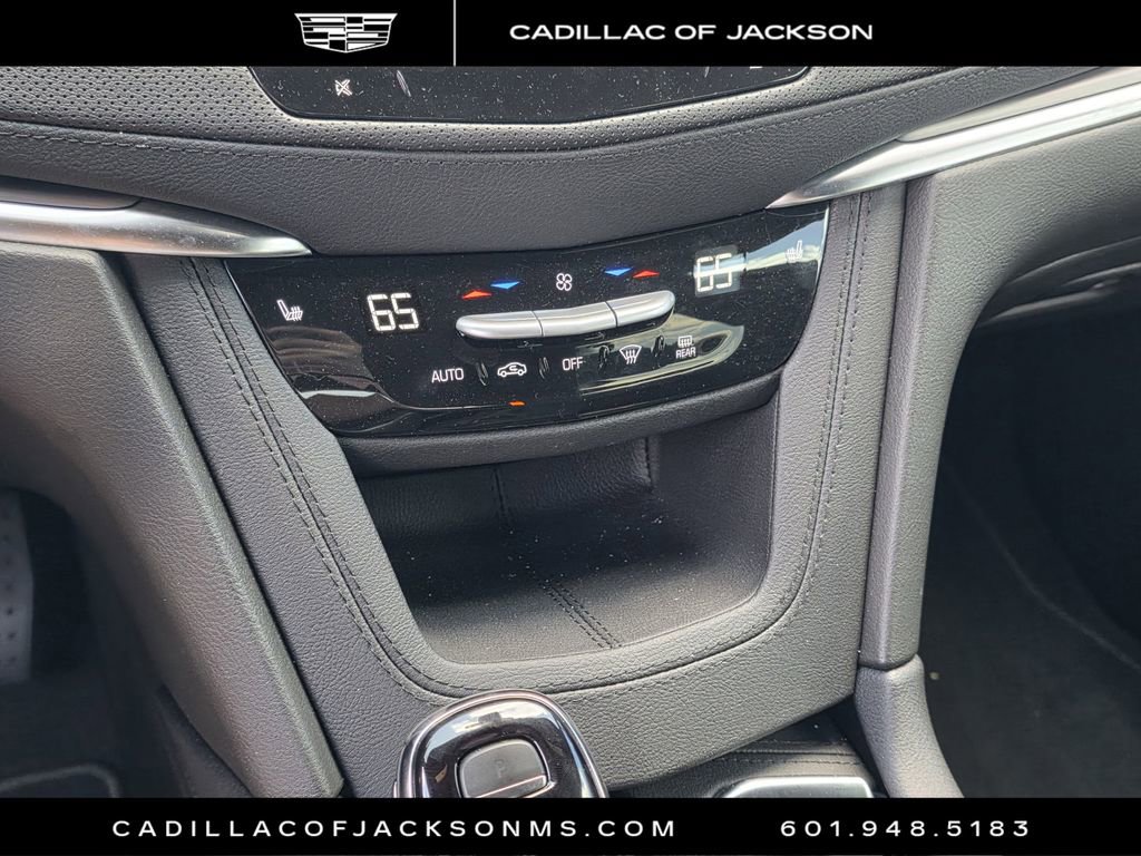 New 2026 Cadillac XT5 Luxury FWD image 12