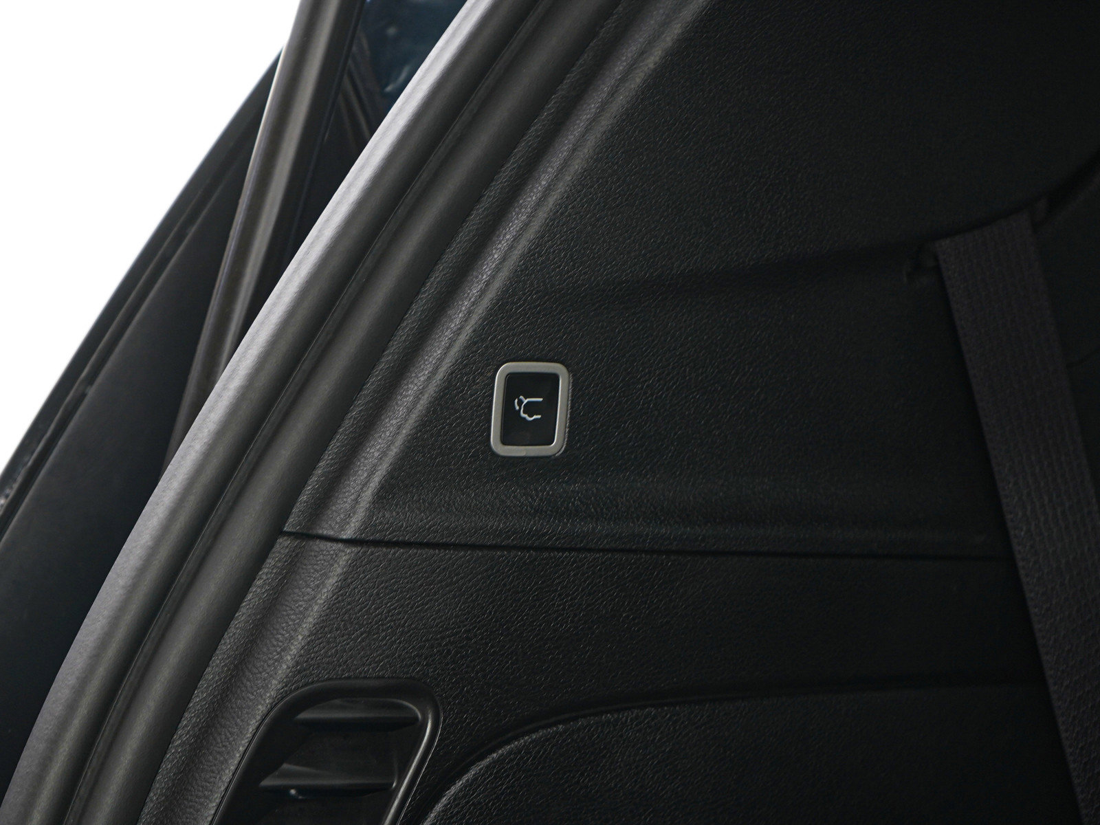 Used 2025 Chrysler Pacifica Select FWD image 11