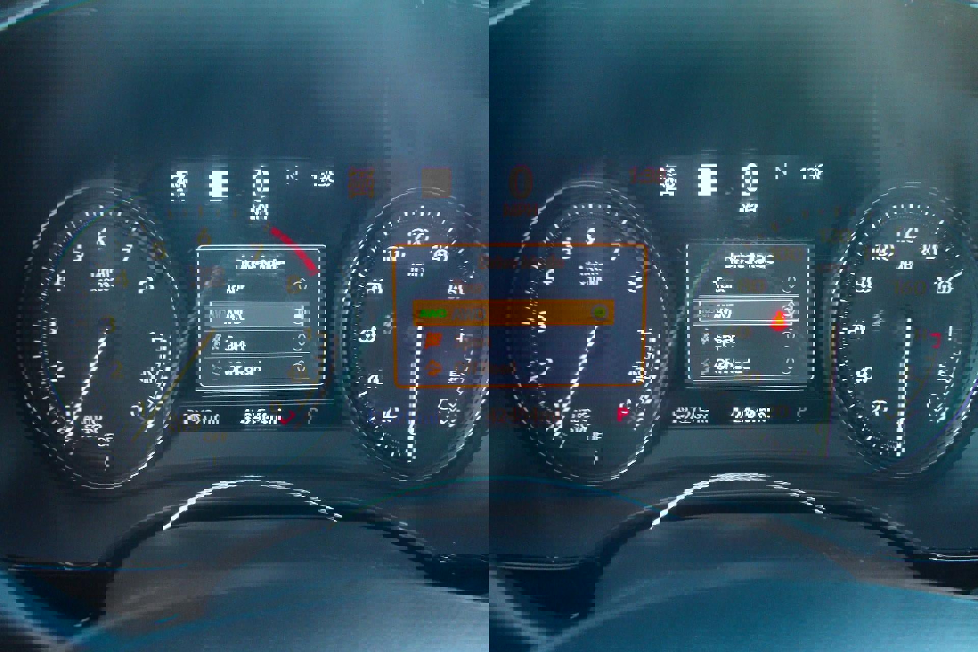 Used 2023 Cadillac XT6 Premium Luxury w/ Technology Package image 15