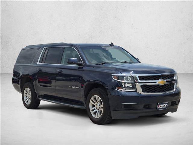 Used 2018 Chevrolet Suburban LT RWD image 3