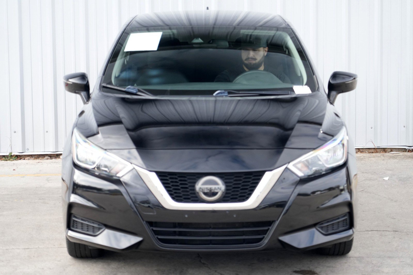 Used 2021 Nissan Versa SV image 38