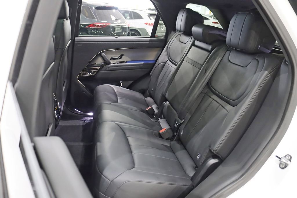 Used 2025 Land Rover Range Rover Sport Dynamic SE AWD/4WD image 30