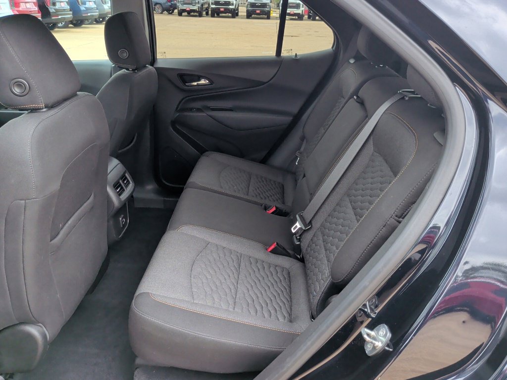 Used 2021 Chevrolet Equinox LT FWD image 32