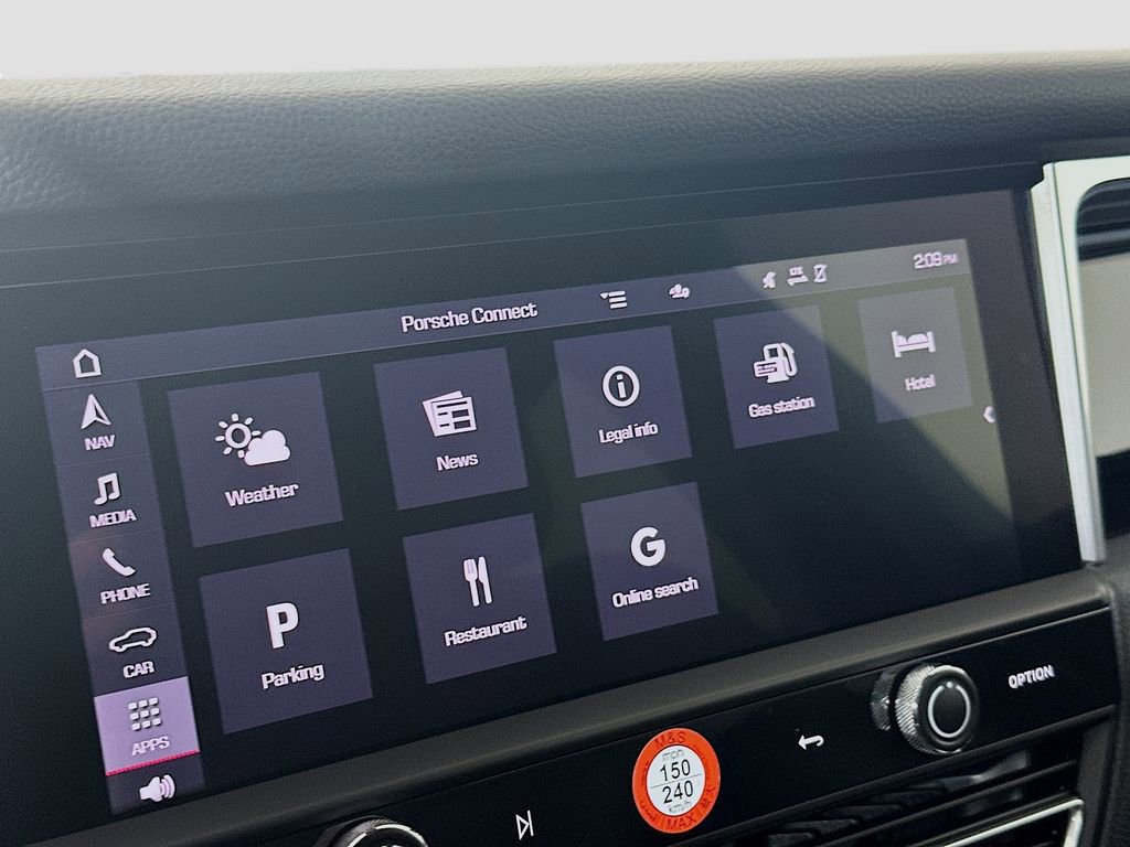 Certified 2026 Porsche Macan AWD/4WD image 15