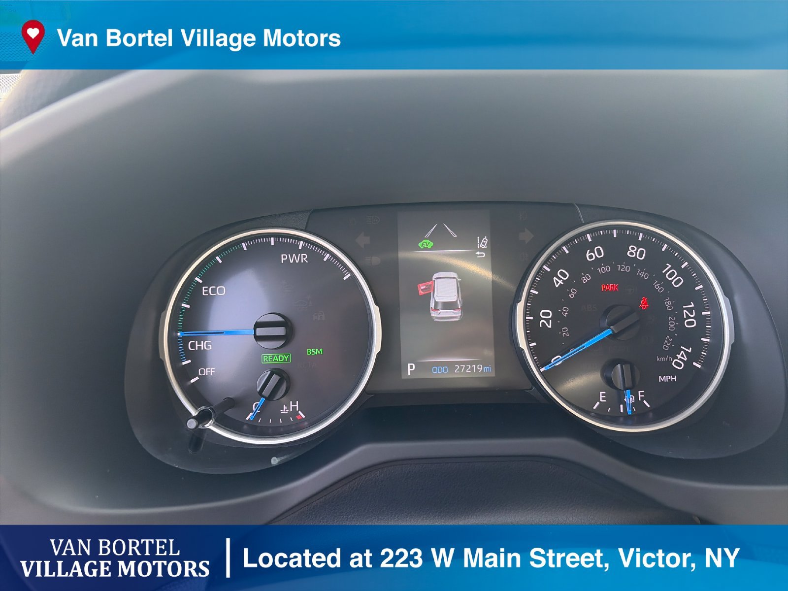 Used 2022 Toyota RAV4 LE AWD/4WD image 19