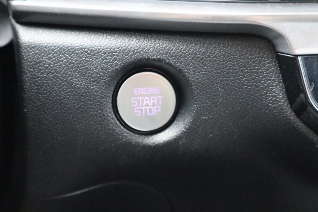 Used 2024 Kia Sorento LX image 14