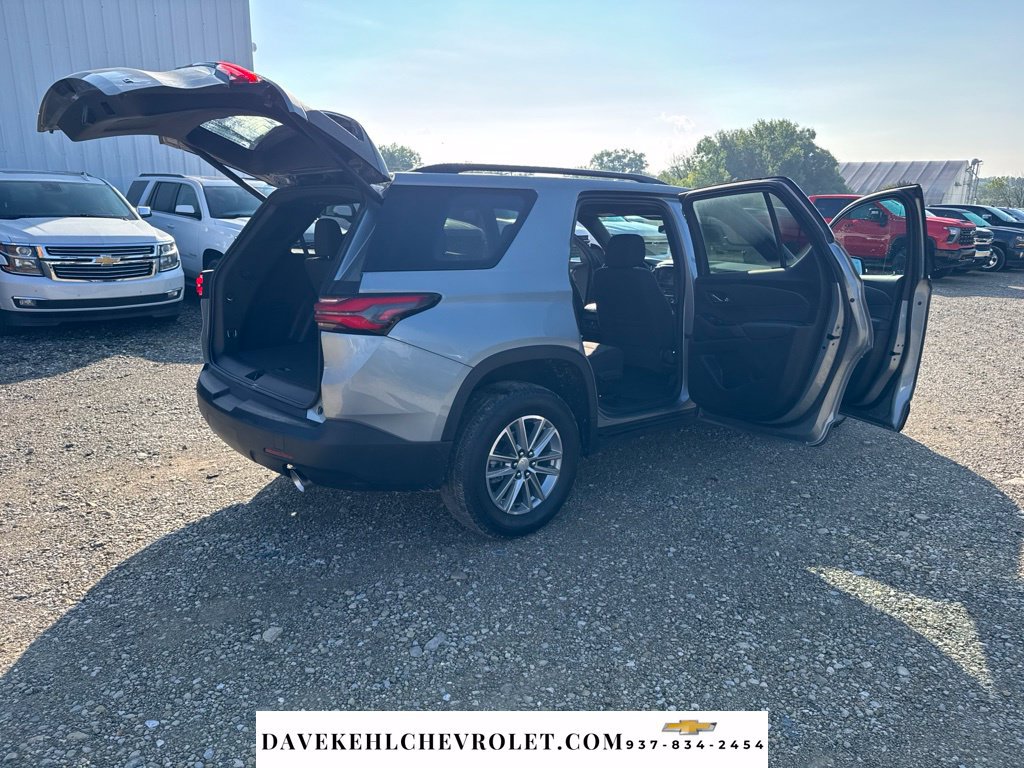 Used 2023 Chevrolet Traverse LT AWD/4WD image 30