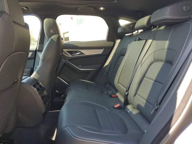 Certified 2026 Jaguar F-PACE R-Dynamic S AWD/4WD image 13