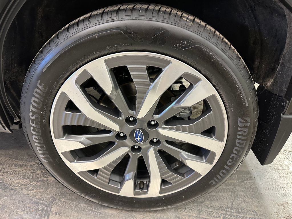 Used 2025 Subaru Forester Touring image 40