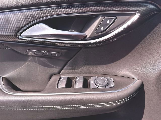 Used 2021 Buick Envision Essence w/ Technology Package I image 24