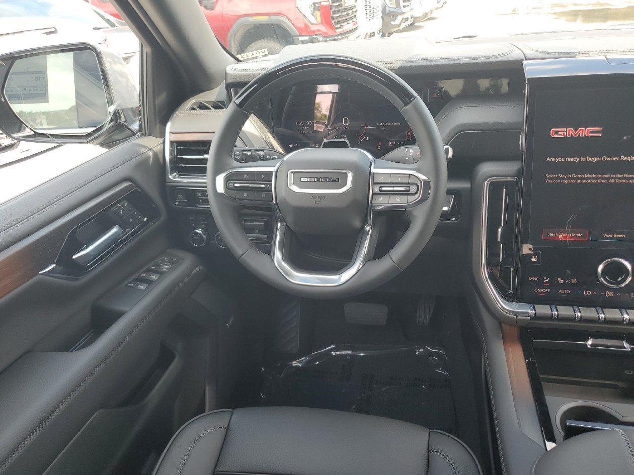 New 2027 GMC Yukon Denali w/ Denali Reserve Package AWD/4WD image 13
