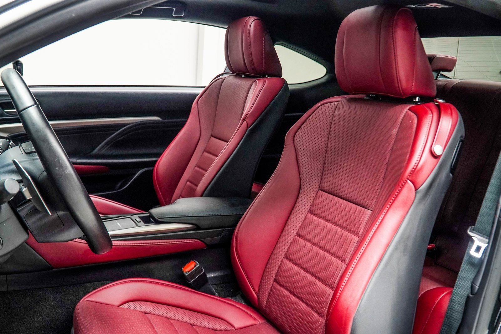 Used 2024 Lexus RC 300 w/ Premium Package image 38