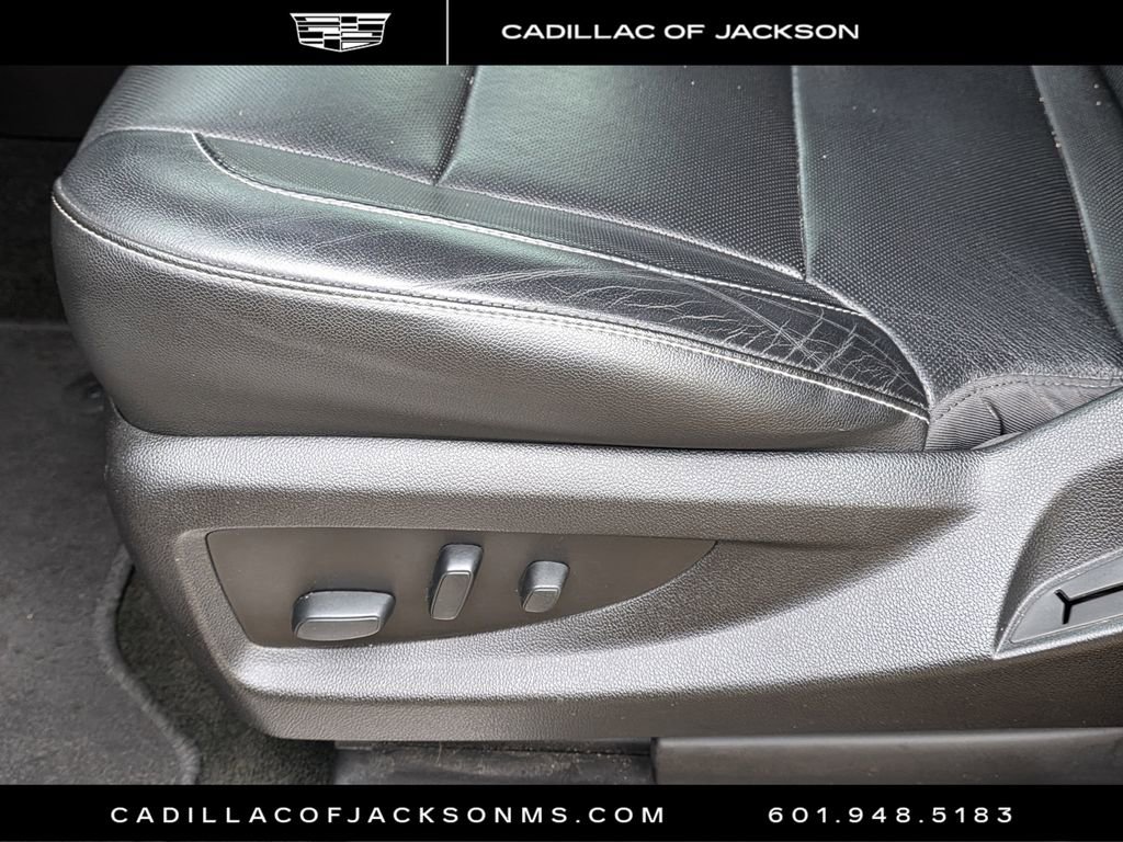 Used 2018 GMC Yukon XL SLT w/ Premium Edition AWD/4WD image 18