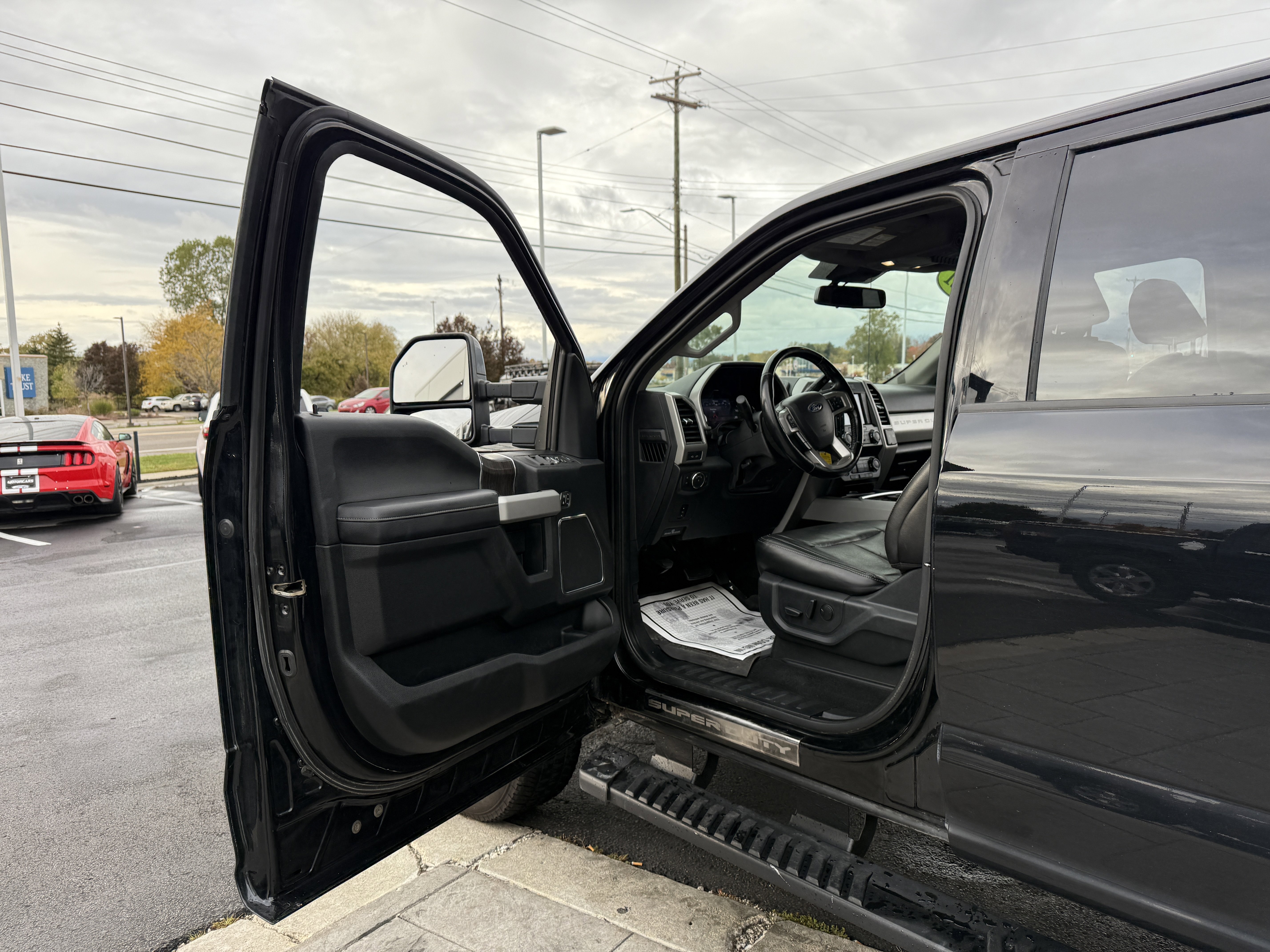 Used 2021 Ford F250 Lariat image 11
