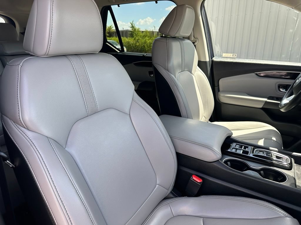 Used 2023 Honda Pilot Touring image 33