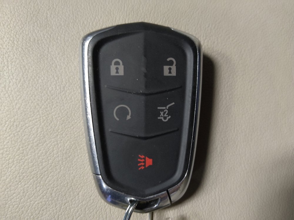 Used 2016 Cadillac SRX Luxury w/ Driver Awareness Package image 32