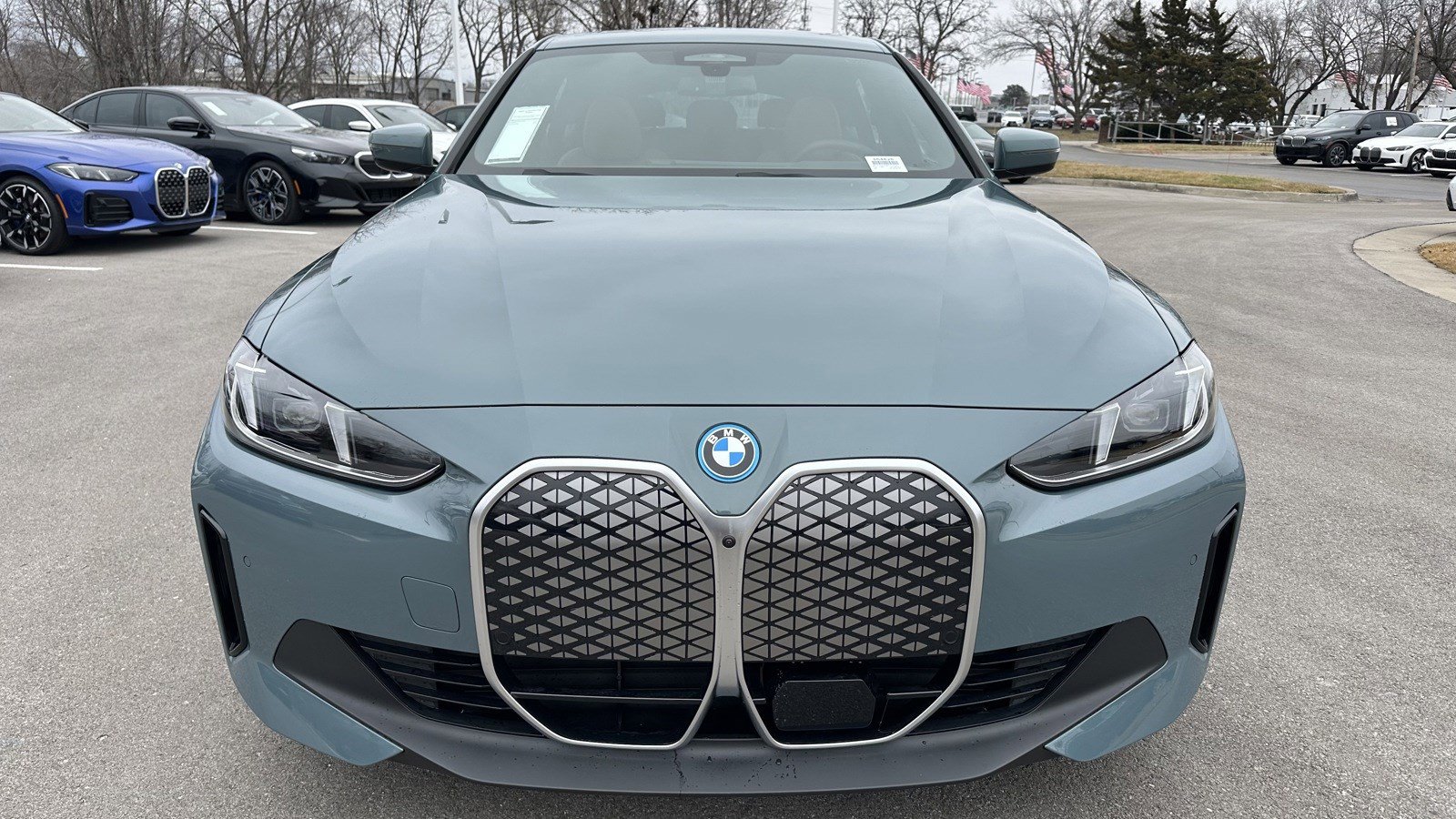 Certified 2025 BMW i4 xDrive40i w/ Premium Package AWD/4WD image 3