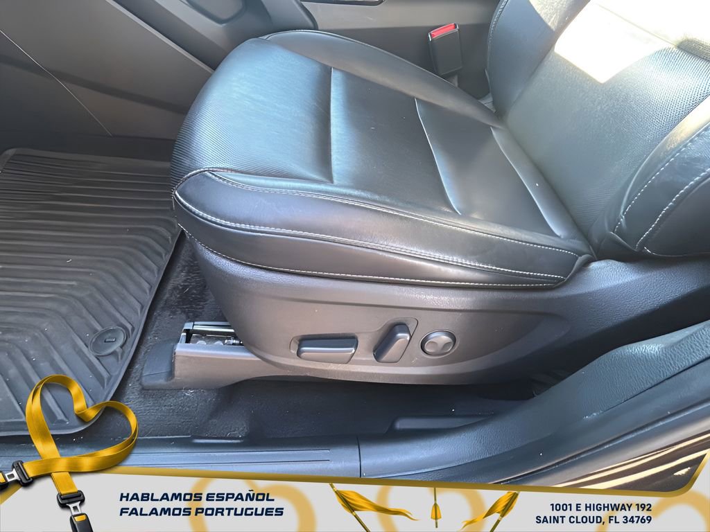 Used 2022 Kia Telluride S image 16