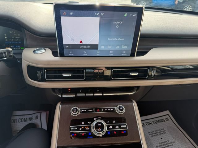 Used 2023 Lincoln Aviator Grand Touring w/ Equipment Group 301A AWD/4WD image 30