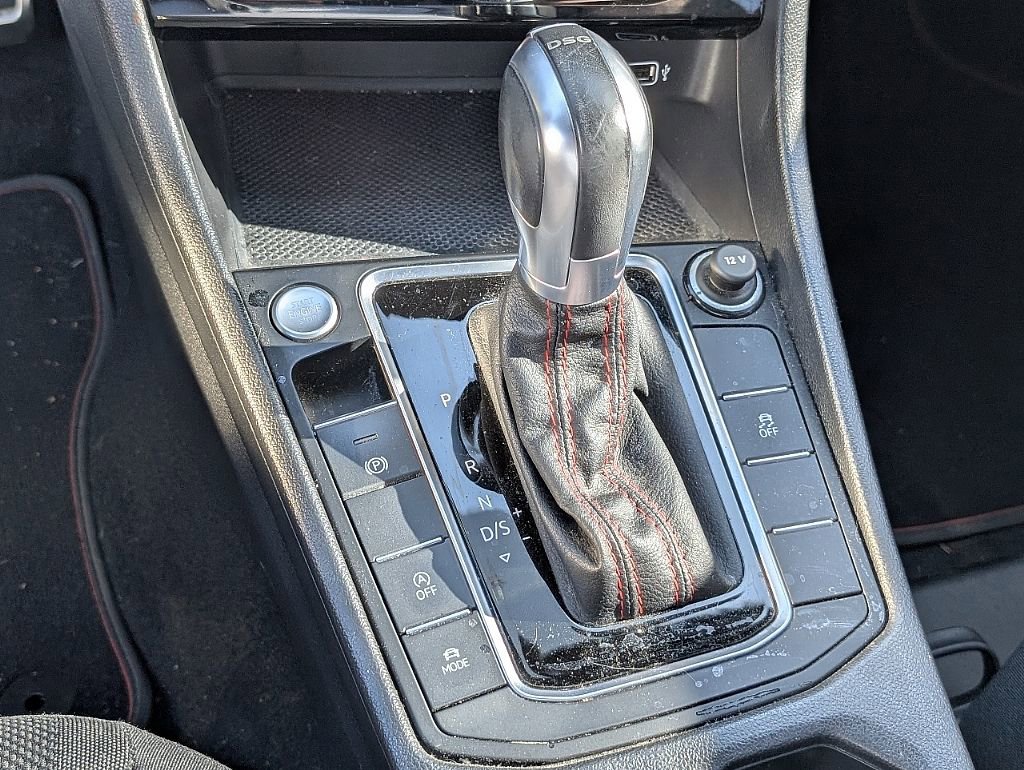 Used 2019 Volkswagen Jetta GLI image 18