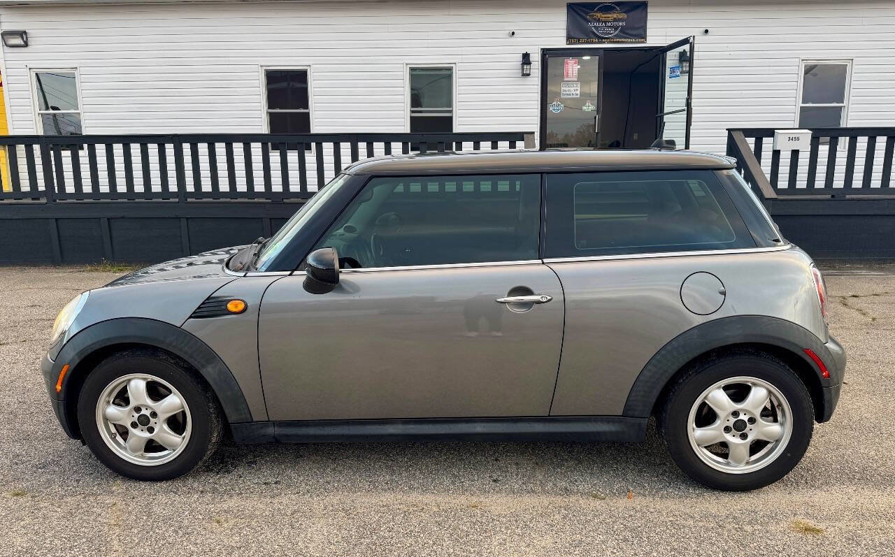Used 2010 MINI Cooper Hardtop image 3
