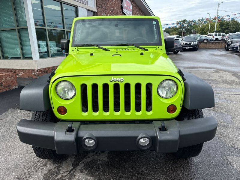 Used 2012 Jeep Wrangler Unlimited Sport AWD/4WD image 2