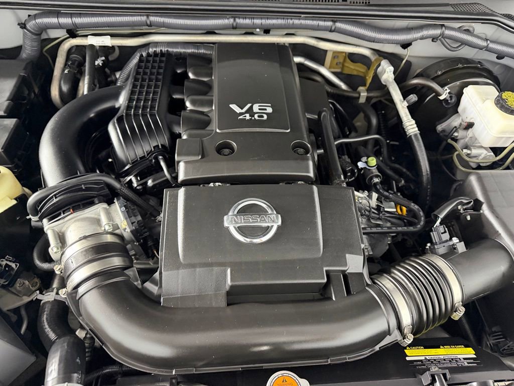 Used 2018 Nissan Frontier PRO-4X AWD/4WD image 38