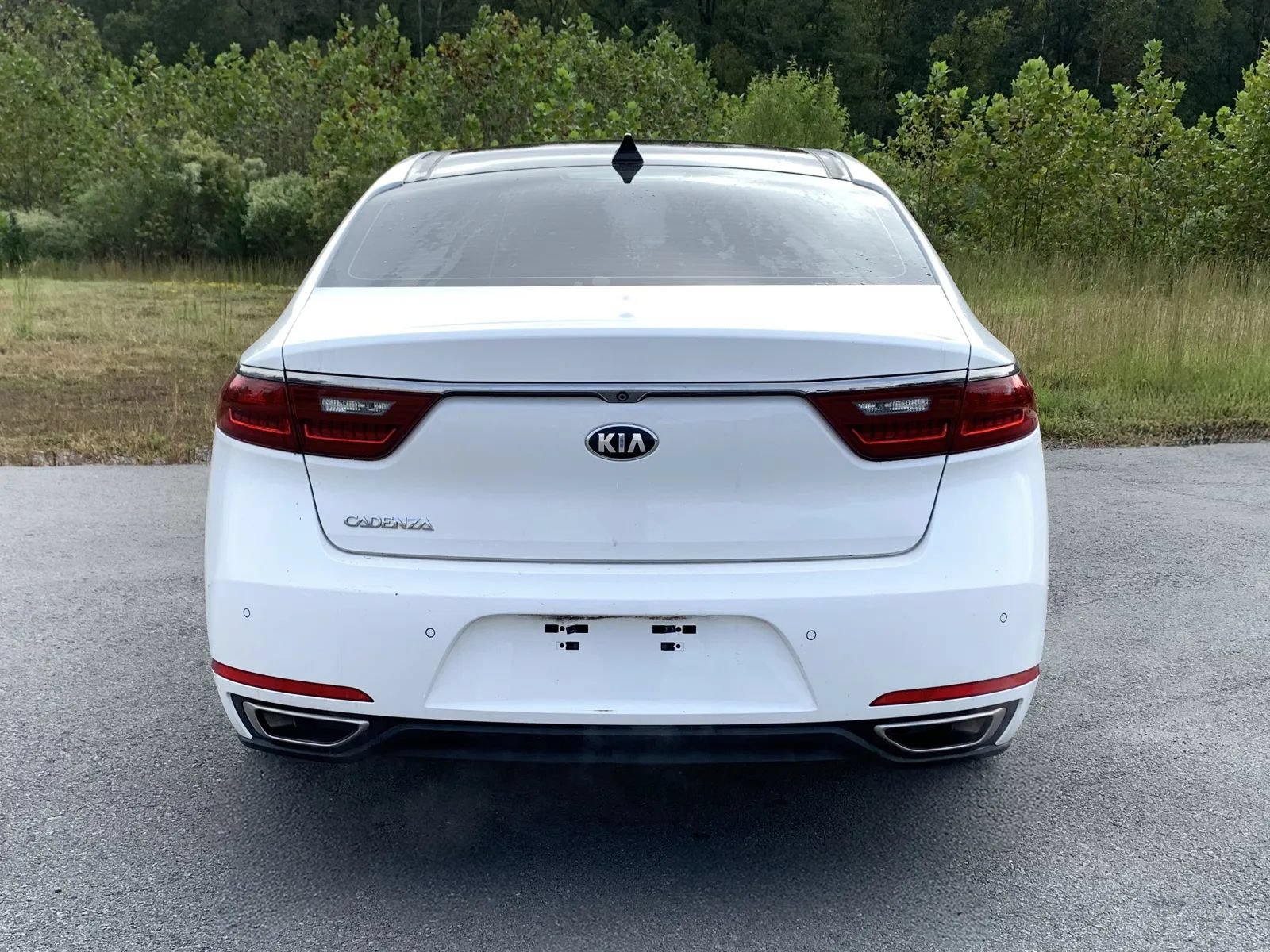 Used 2019 Kia Cadenza Technology FWD image 6