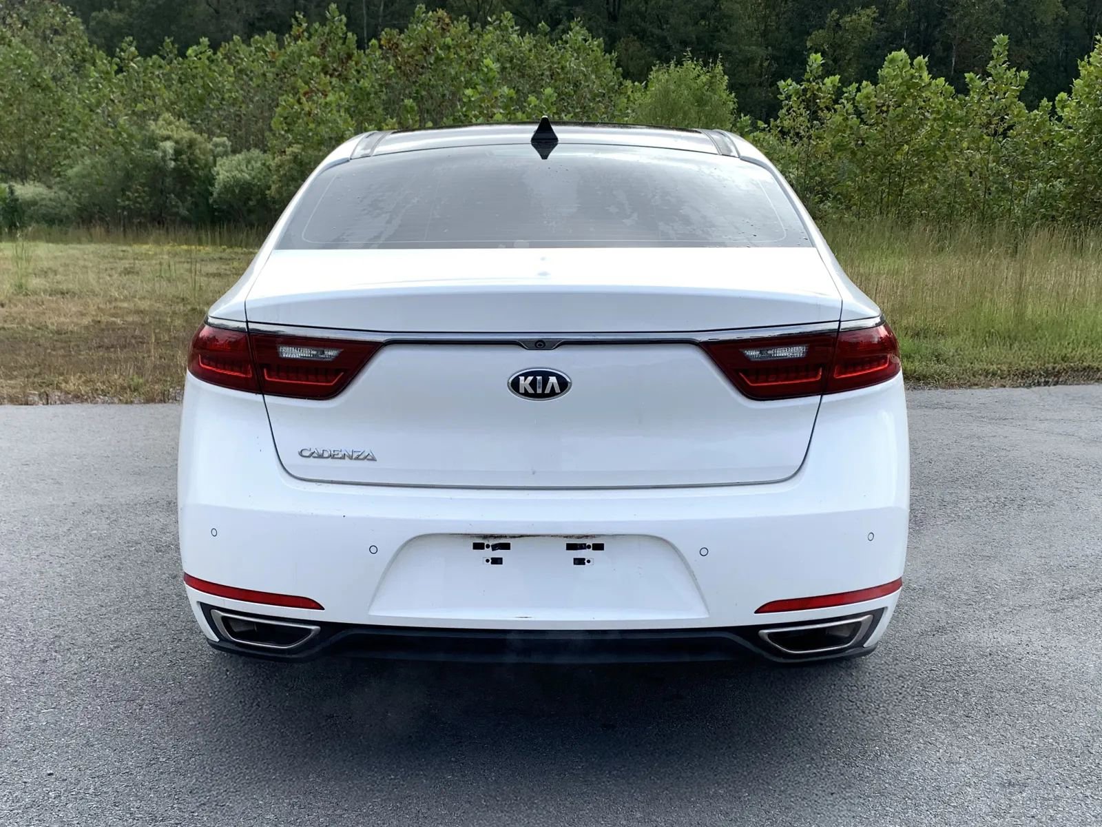 Used 2019 Kia Cadenza Technology image 6