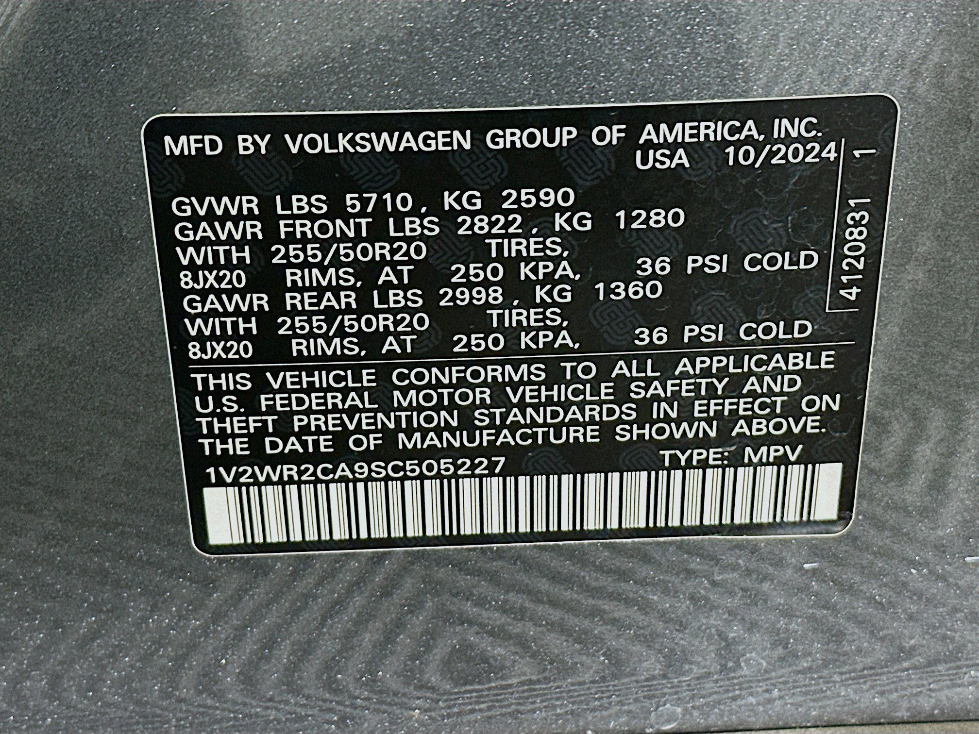 Used 2025 Volkswagen Atlas SE image 12