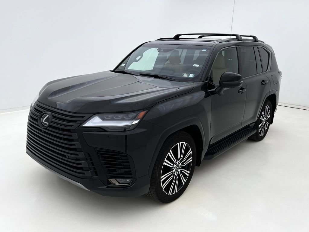 Used 2024 Lexus LX 600 4WD w/ Appearance Package image 4