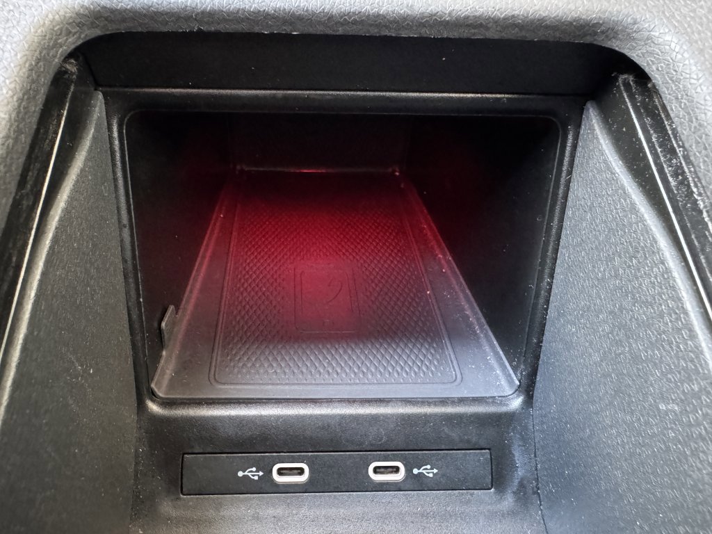 Used 2022 Volkswagen ID.4 Pro S image 24