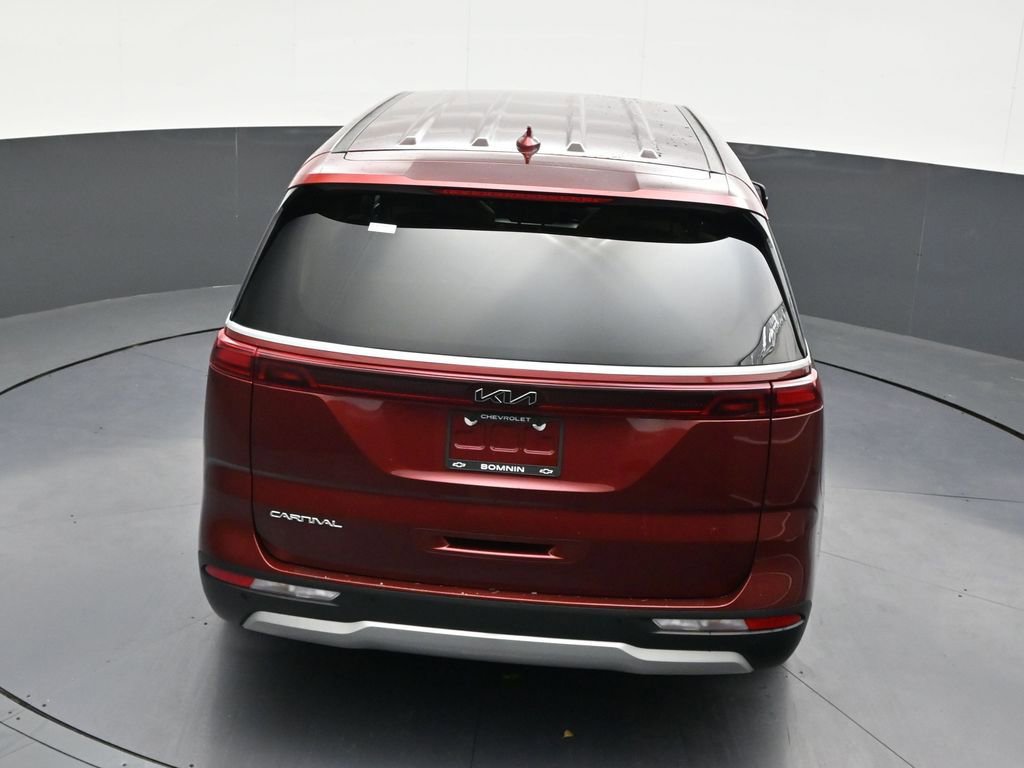 Used 2023 Kia Carnival LX w/ Paint Protection Package FWD image 19