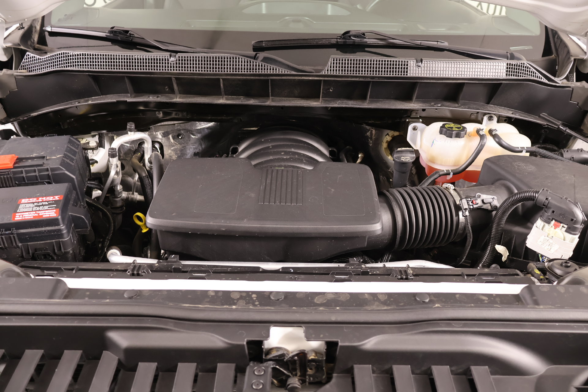 Used 2025 Chevrolet Silverado 1500 W/T RWD image 15