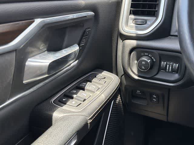 Used 2022 RAM 1500 Laramie AWD/4WD image 14