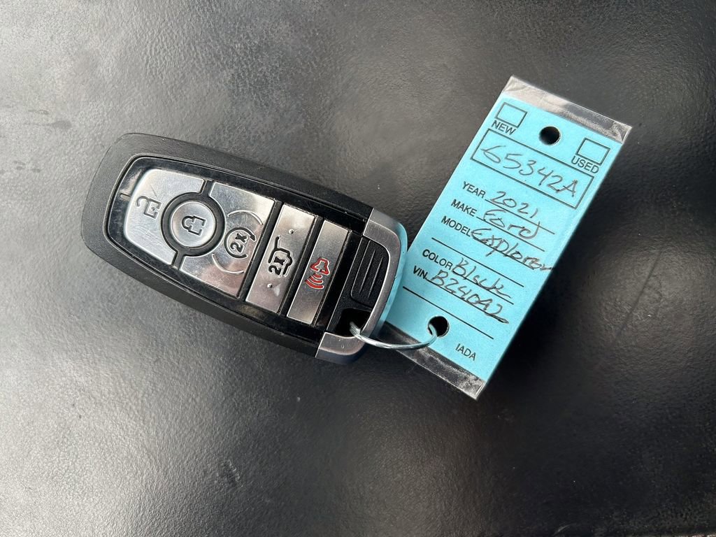 Used 2021 Ford Explorer Platinum w/ Equipment Group 601A image 36