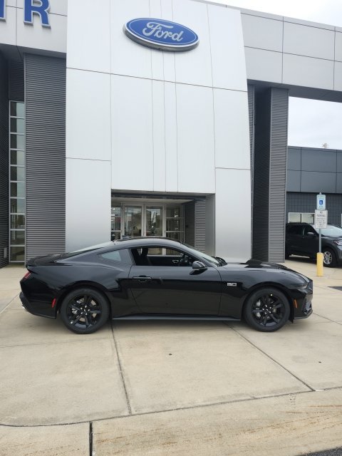 New 2026 Ford Mustang GT RWD image 9