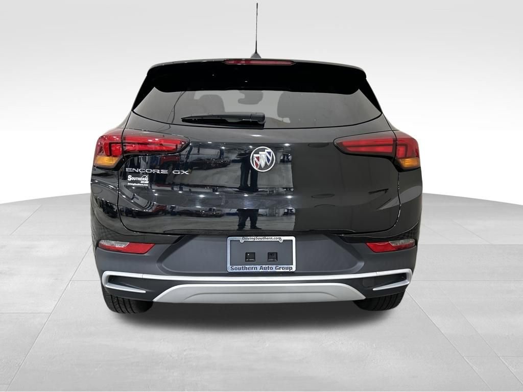 Used 2023 Buick Encore GX Preferred w/ Cold Weather Comfort Package FWD image 4