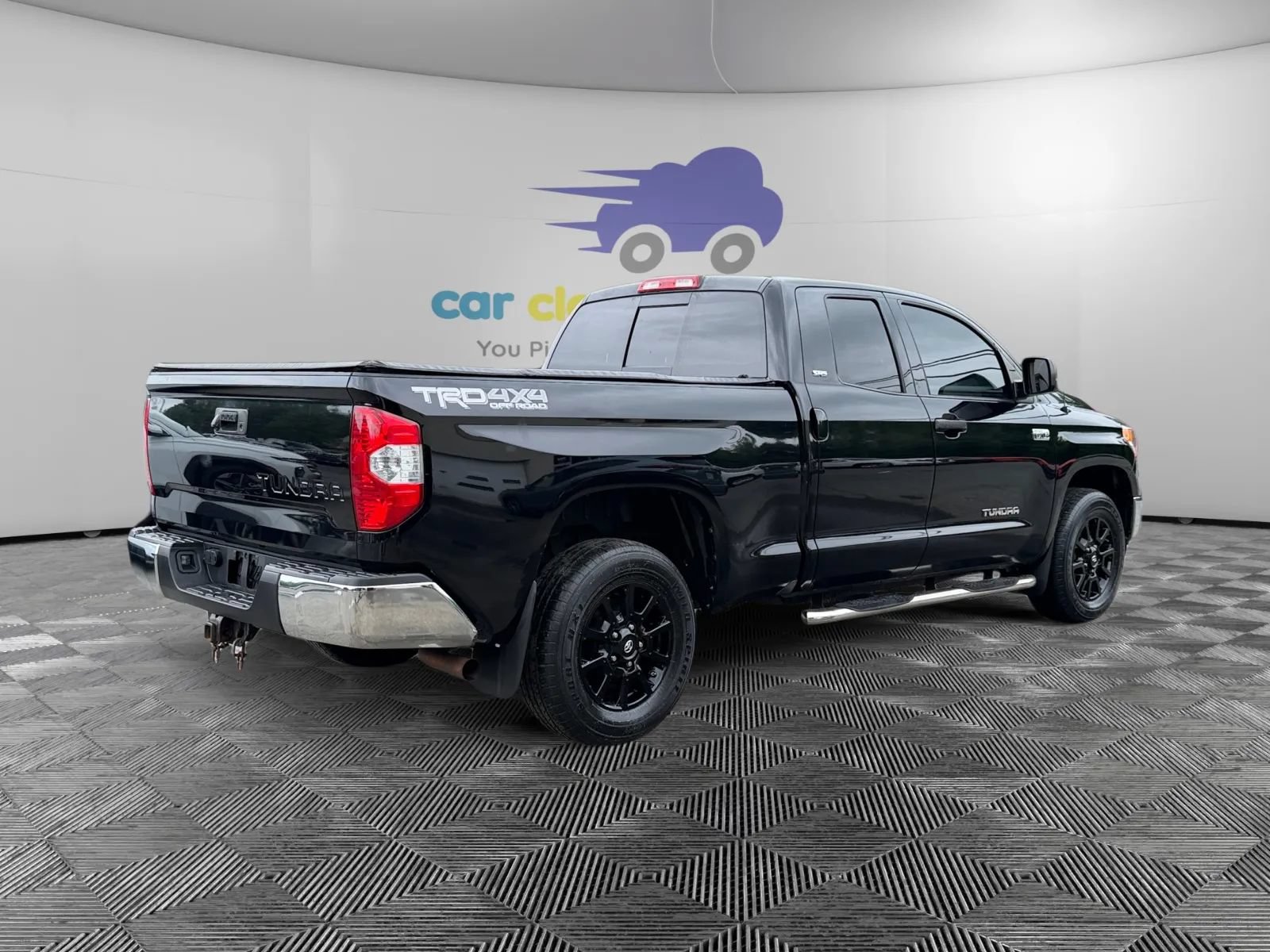 Used 2015 Toyota Tundra SR5 w/ TRD Off Road Package AWD/4WD image 5
